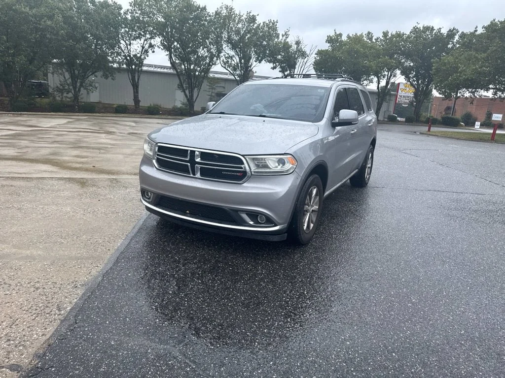 Used 2015 Silver Dodge Limited image 2