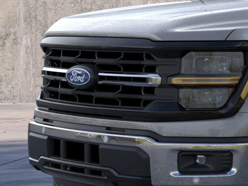 New 2026 Carbonized Gray Metallic Ford XLT image 39