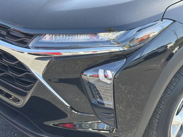 Used 2025 Mosaic Black Metallic Chevrolet LS image 9