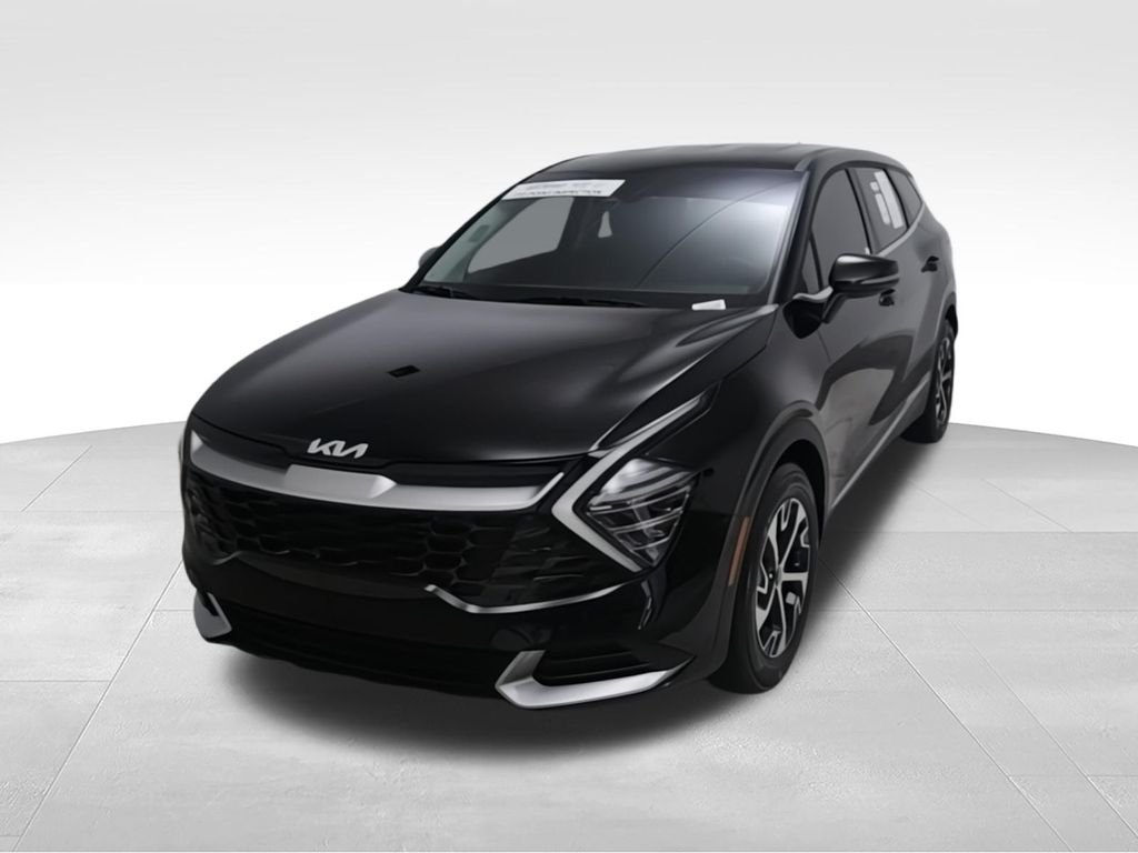 Used 2025 Black Kia EX image 4