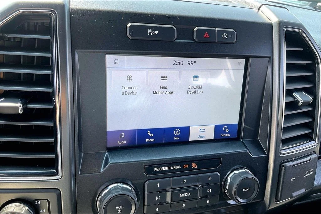 Used 2019  Ford XLT image 35
