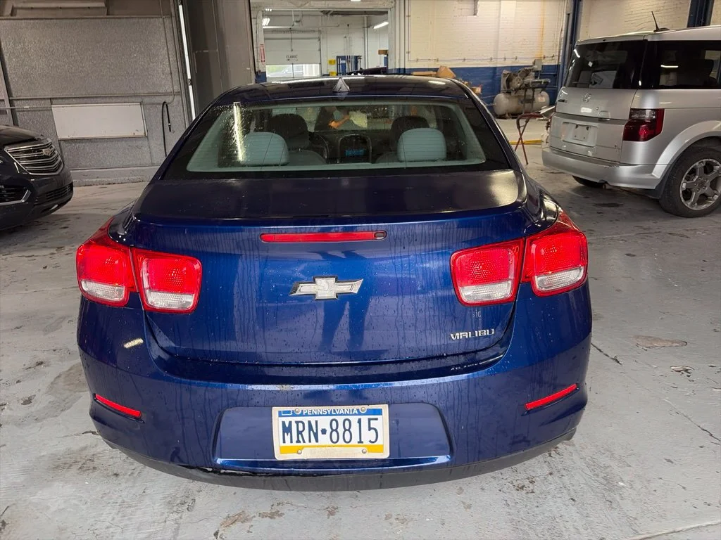 Used 2013 BLUE TOPAZ METALLIC Chevrolet LS image 3