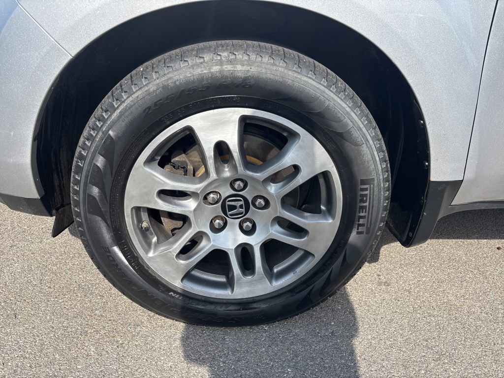 Used 2011 Silver Honda LX image 13