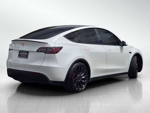 Used 2023 White Tesla Performance image 4