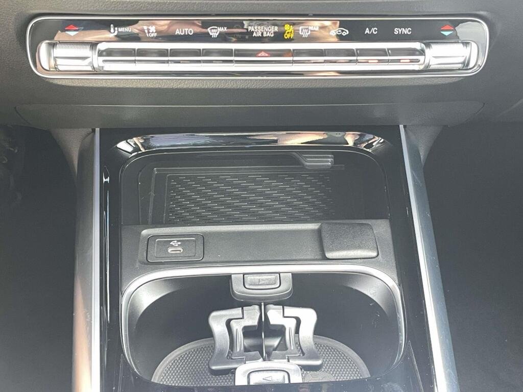 New 2026 Mountain Grey Metallic Mercedes-Benz GLA 250 image 26