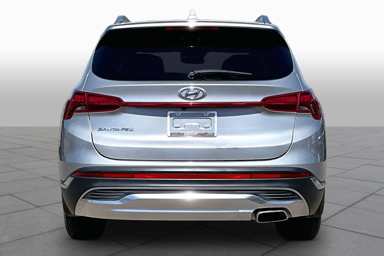 Used 2021 Shimmering Silver Hyundai SEL image 5