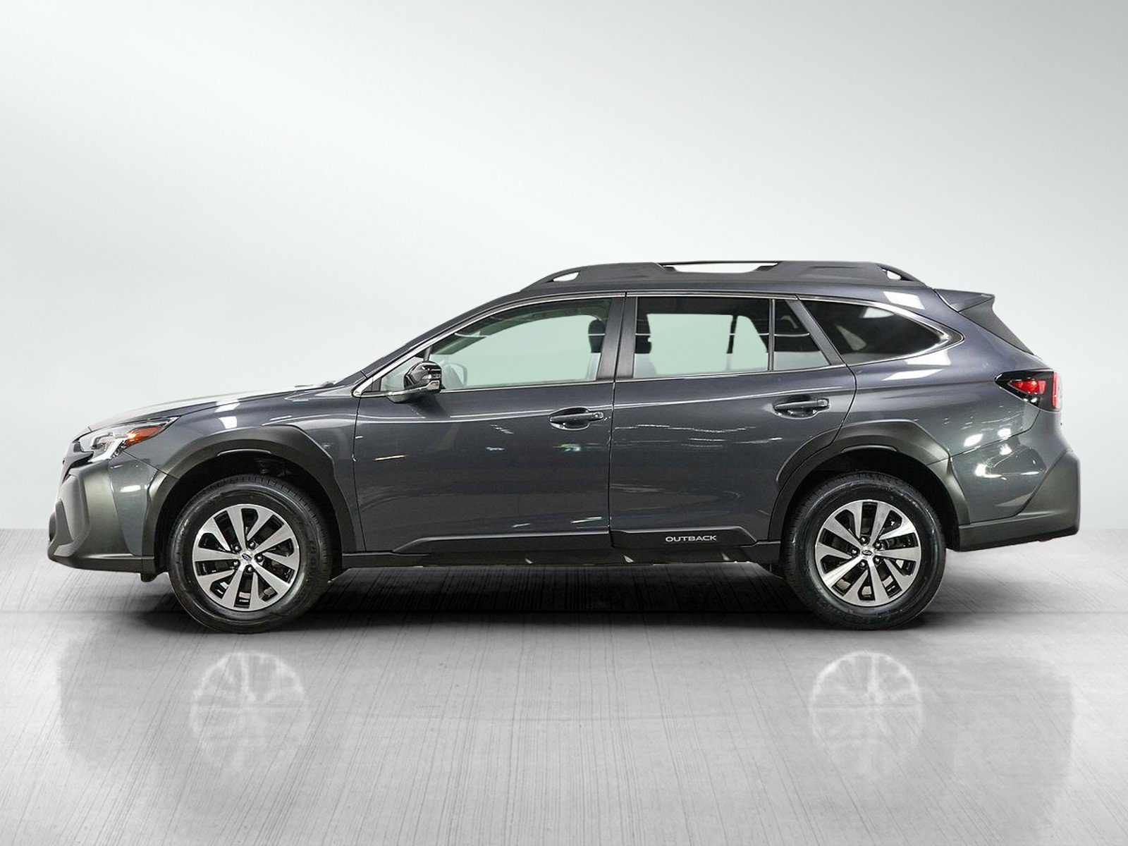Used 2024 Subaru Outback Premium with VIN 4S4BTACC6R3107542 for sale in South Saint Paul, Minnesota