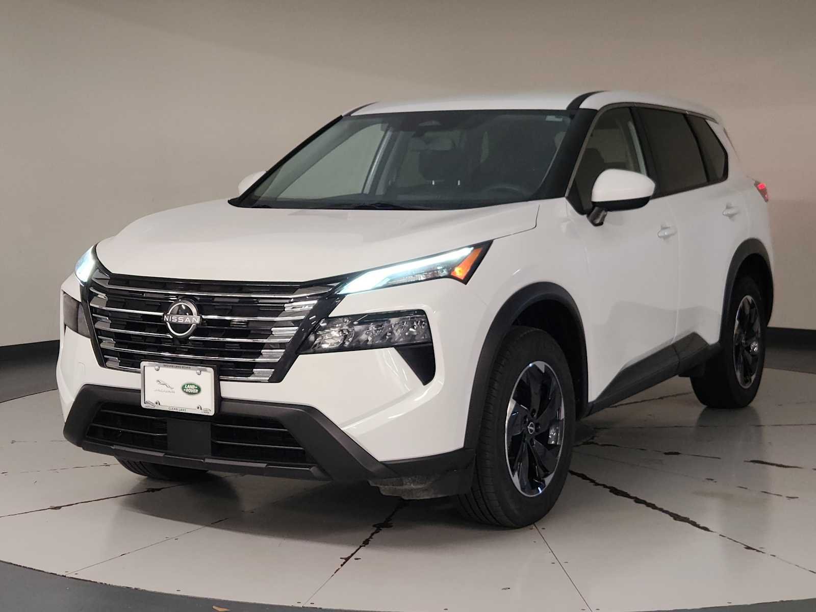 Pre-Owned 2024 Nissan Rogue SV