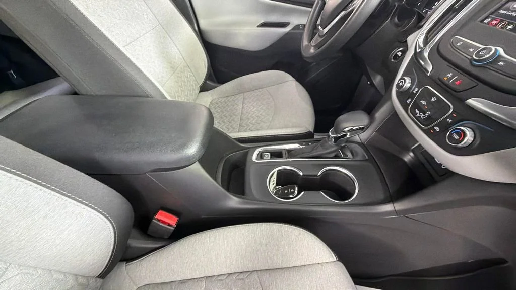 Used 2022 Iron Gray Metallic Chevrolet LS image 33