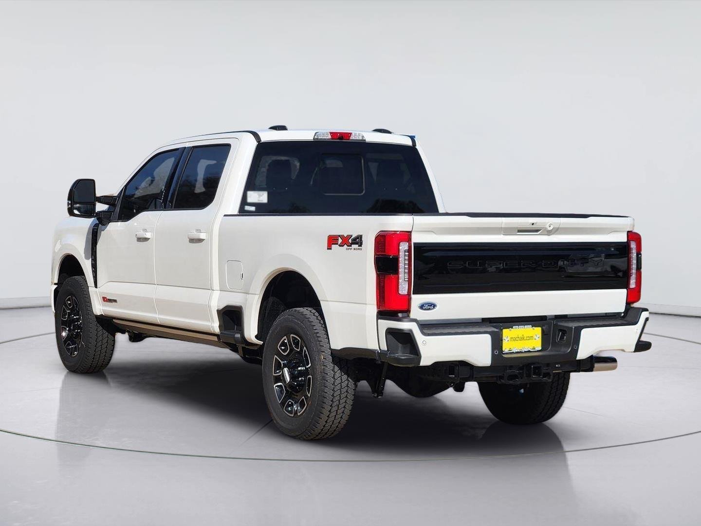 New 2026 Star White Metallic Tri-Coat Ford F-250® Platinum® image 3
