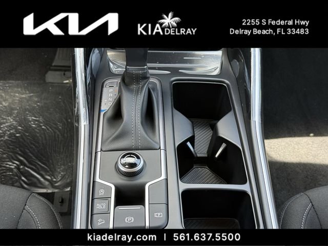 New 2026 Glacial White Kia LX image 21