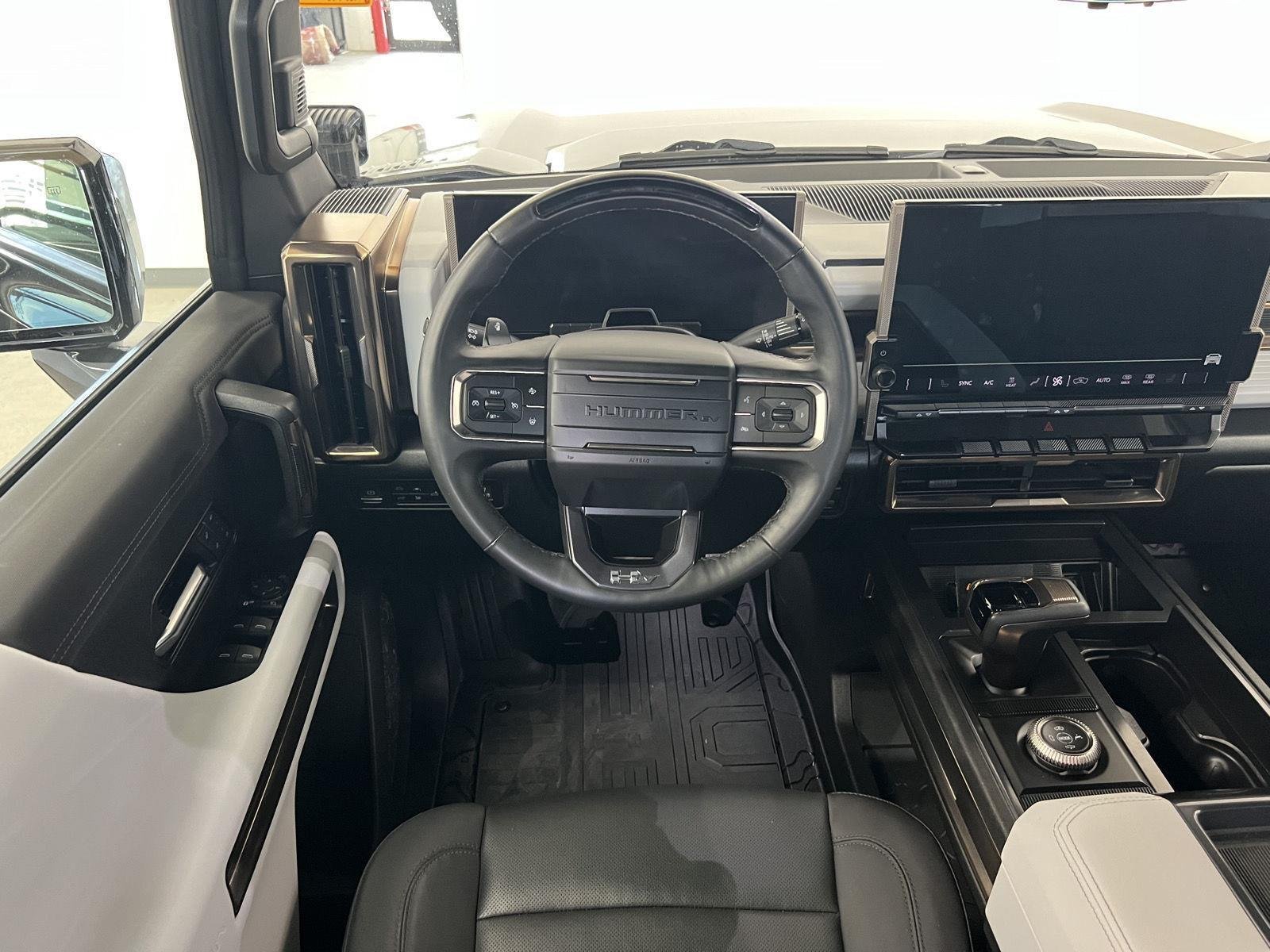 2024 GMC HUMMER EV 2X - Photo 29