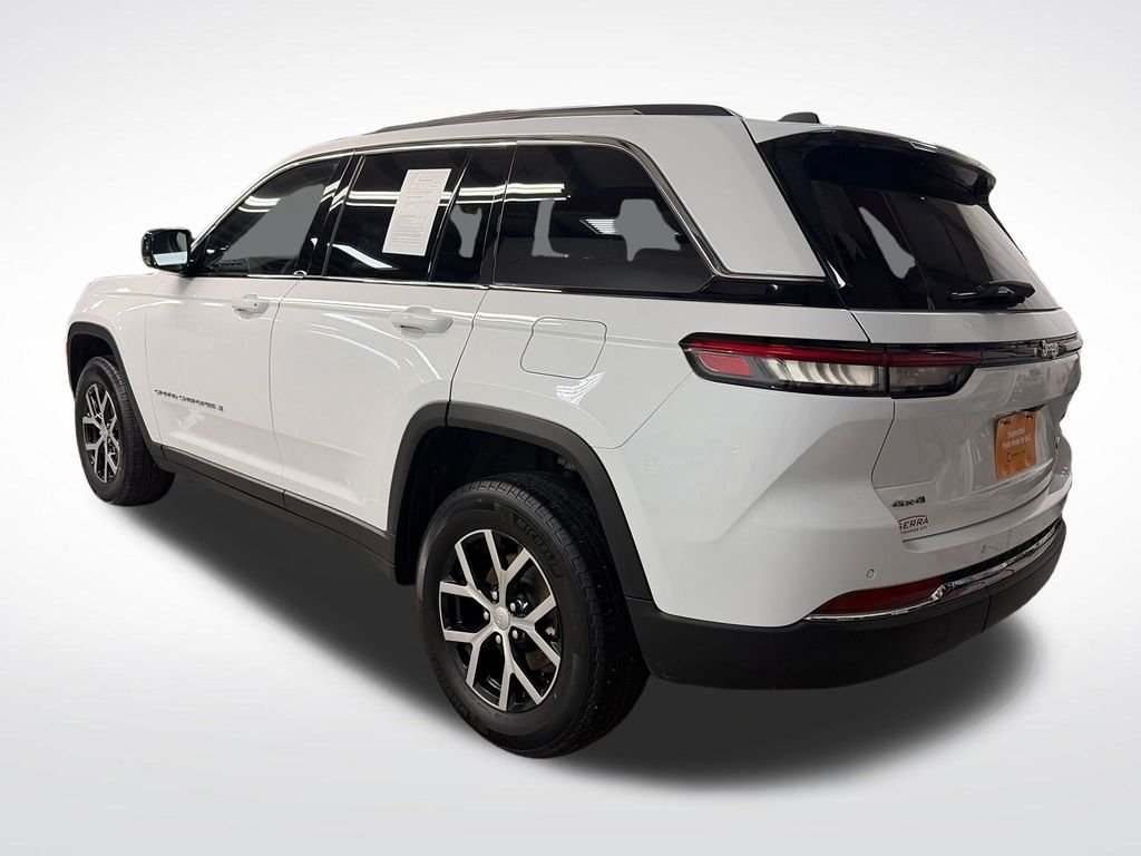 Certified Used 2023 White/off-white Jeep Limited image 3