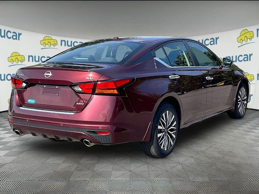 Used 2023 Garnet Pearl Metallic Nissan 2.5 SV image 6