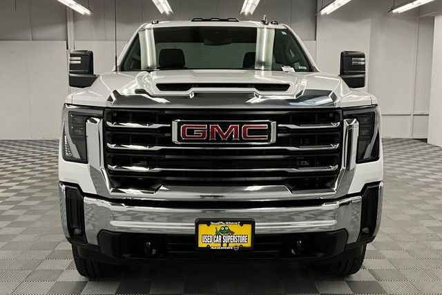 2024 GMC Sierra 3500HD SLE - Photo 4