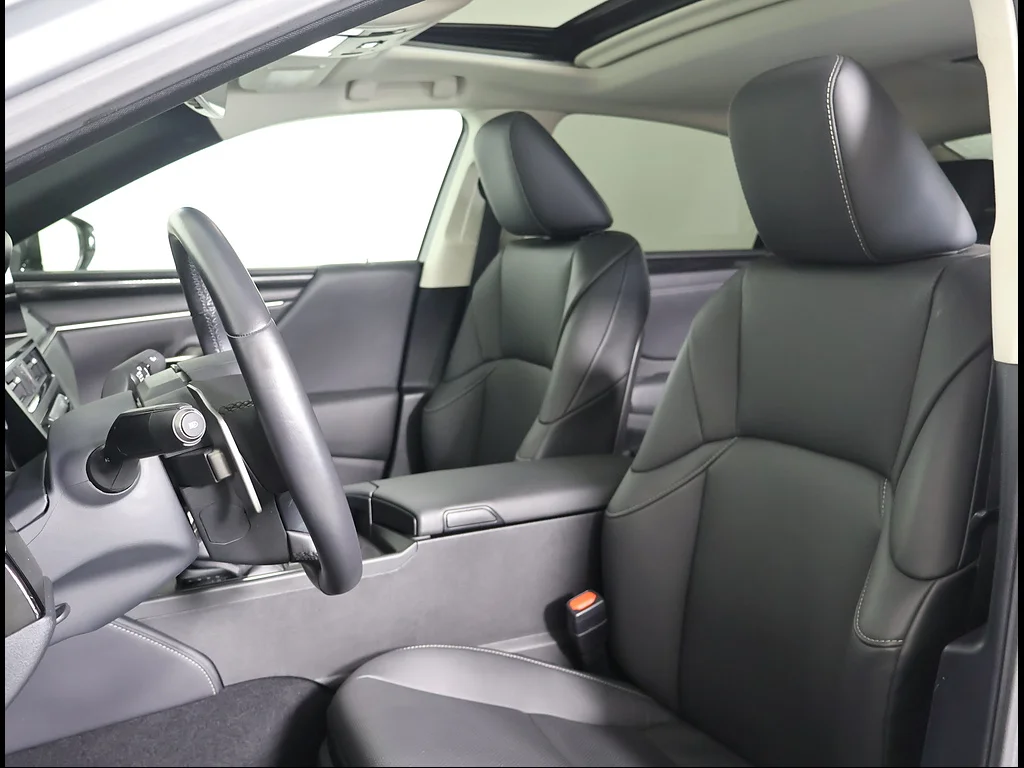 2025 Lexus ES 350 - Photo 7