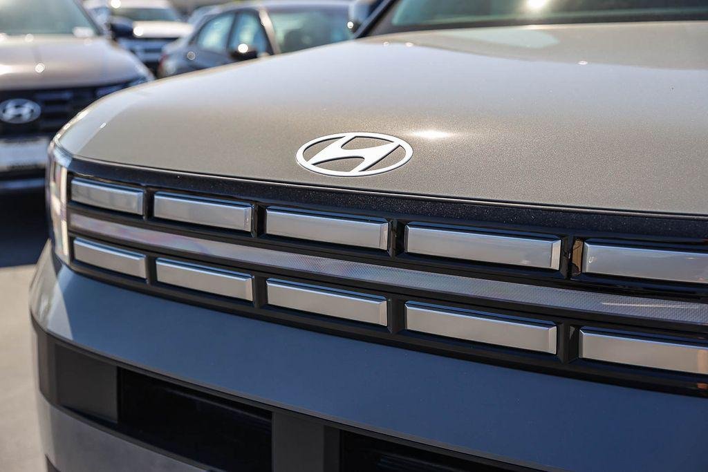 New 2026 Hampton Gray Hyundai SEL AWD image 11