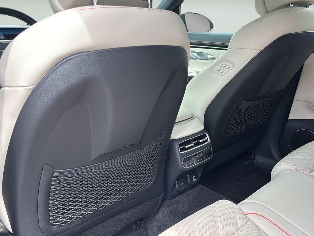2026 GENESIS GV70 Sport Prestige - Photo 17