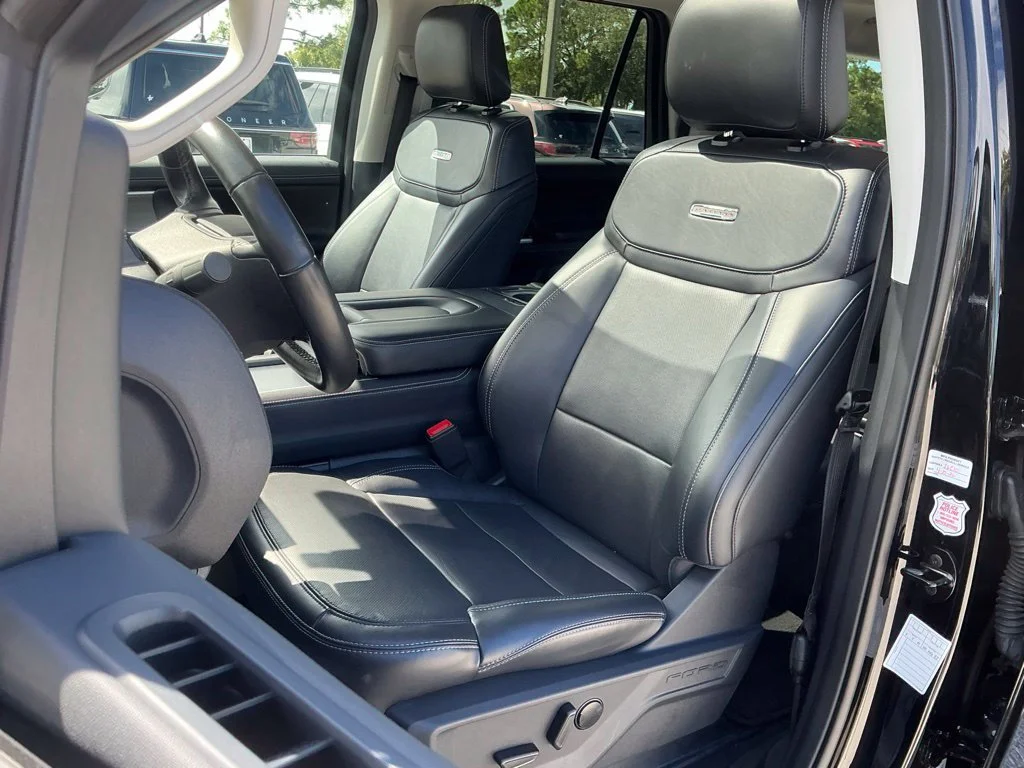 Used 2025 Black Ford Platinum image 31