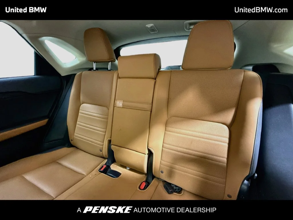 Used 2019 Eminent White Pearl Lexus 300 Base image 20