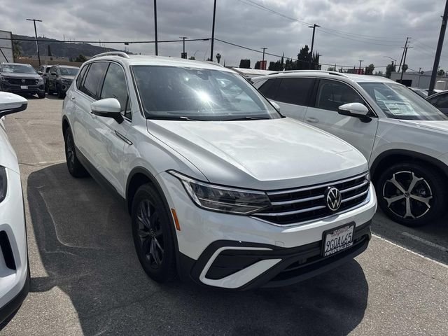 2023 Volkswagen Tiguan 2.0T SE 4Motion's photo
