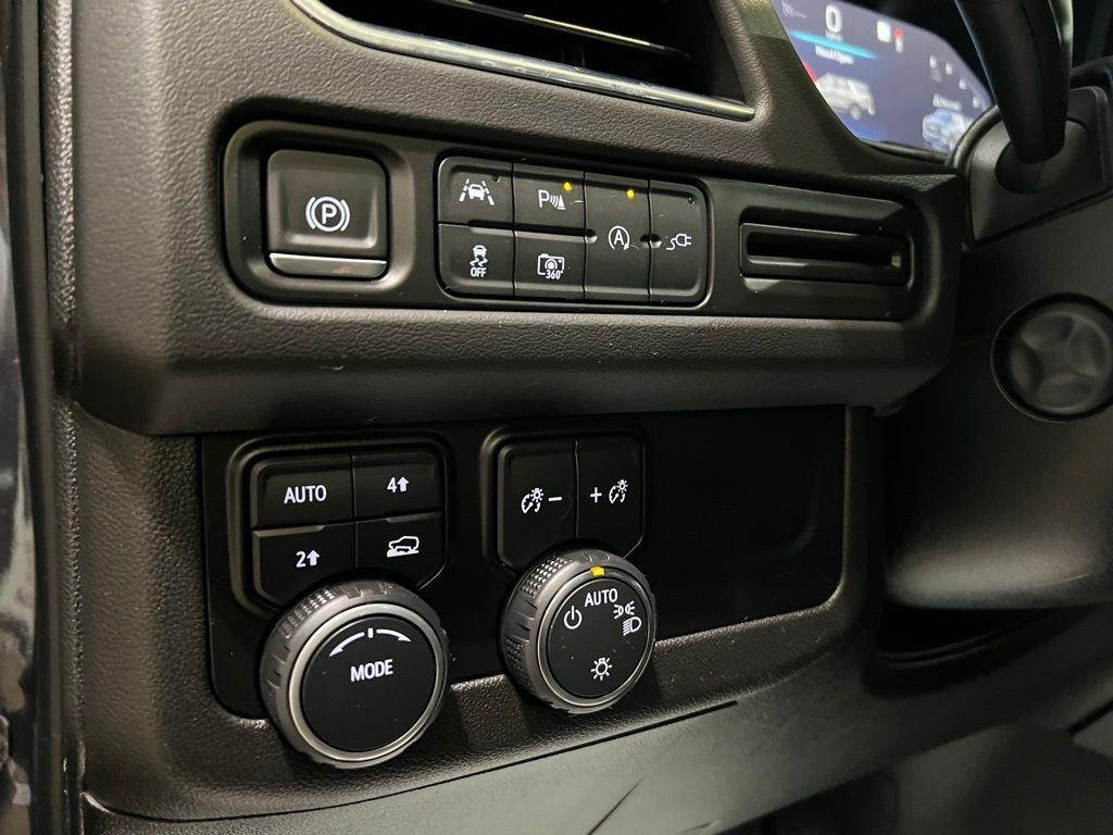 Used 2022 Ash Chevrolet LT image 20
