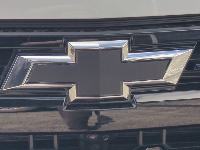 Used 2026 Summit White Chevrolet LT Trail Boss image 30