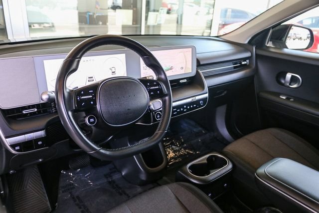 Certified Used 2024 Black Hyundai SE image 25