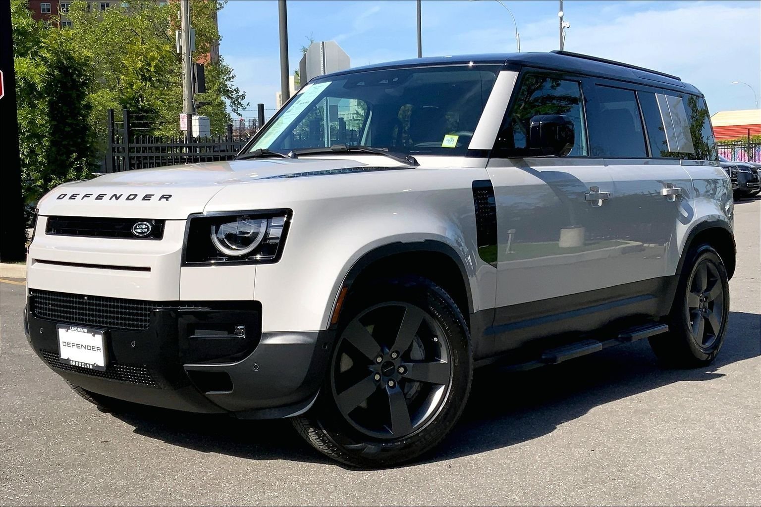 2026 Land Rover Defender 110 S P300's photo