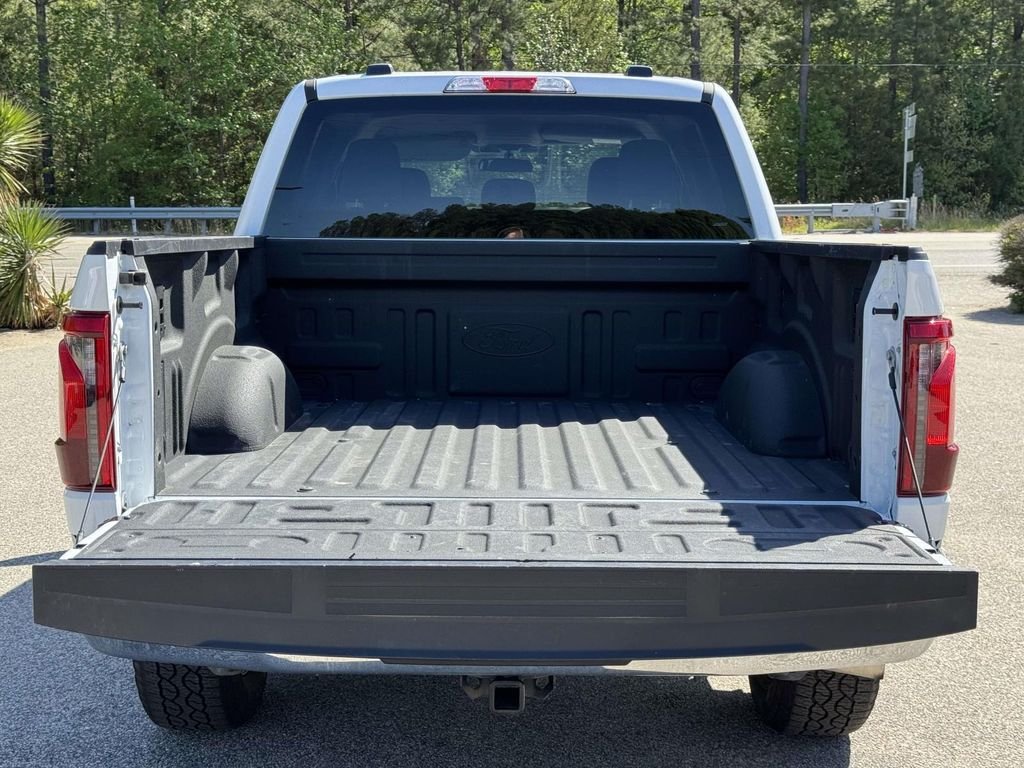 Used 2025 White Ford XLT image 16