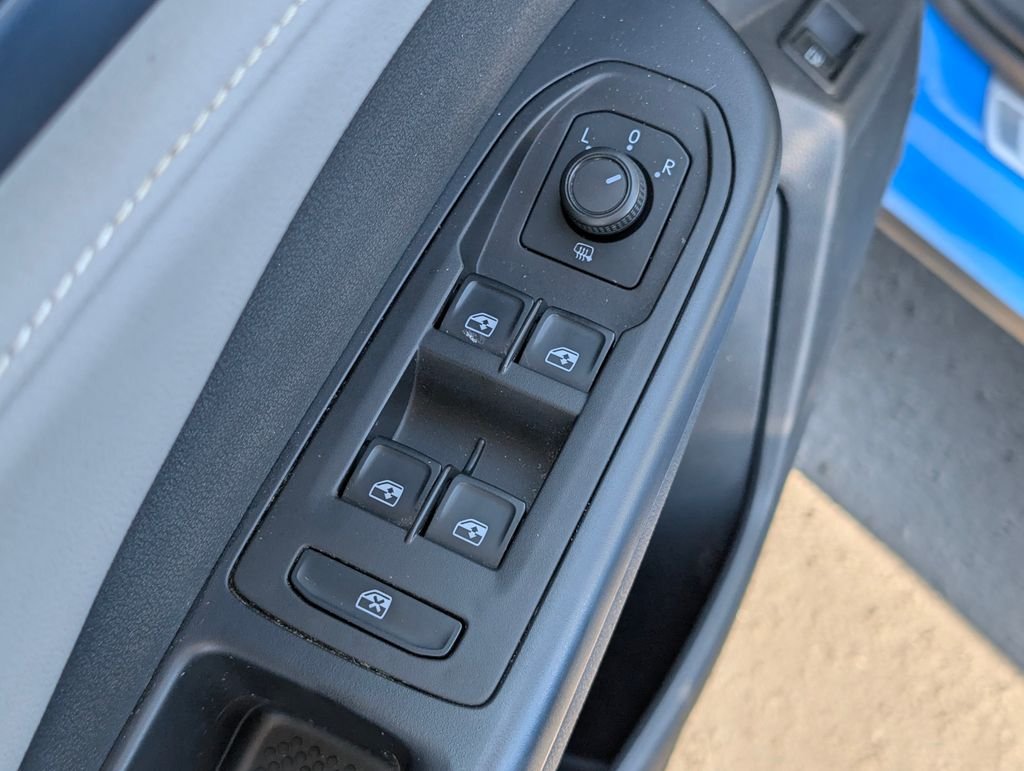 2024 Volkswagen Taos SE - Photo 18