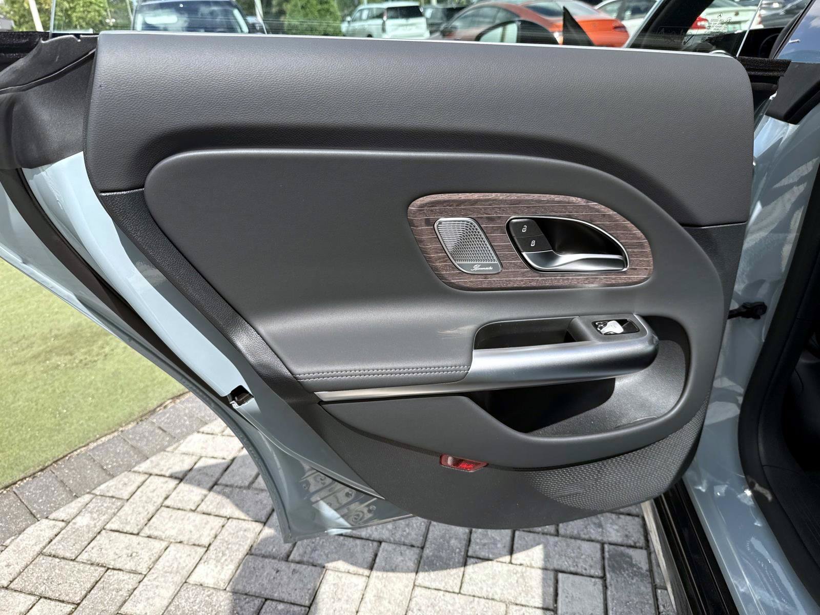 New 2027  Mercedes-Benz 220 Hybrid FWD image 11