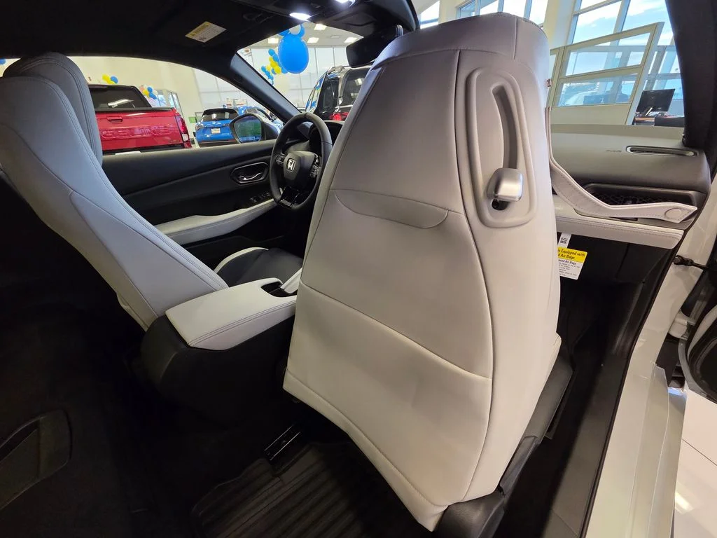 New 2026 Winter Frost Pearl Honda Hybrid image 21