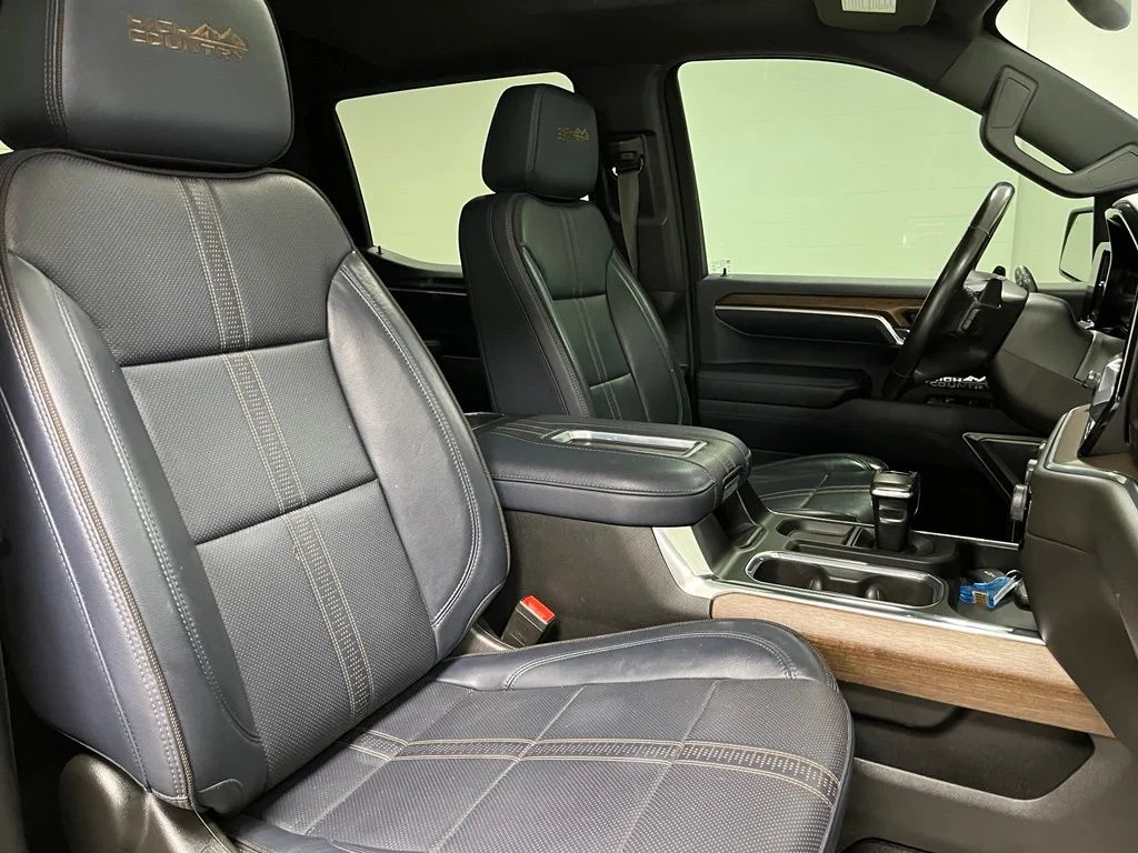 Used 2022 Beige Chevrolet High Country image 59