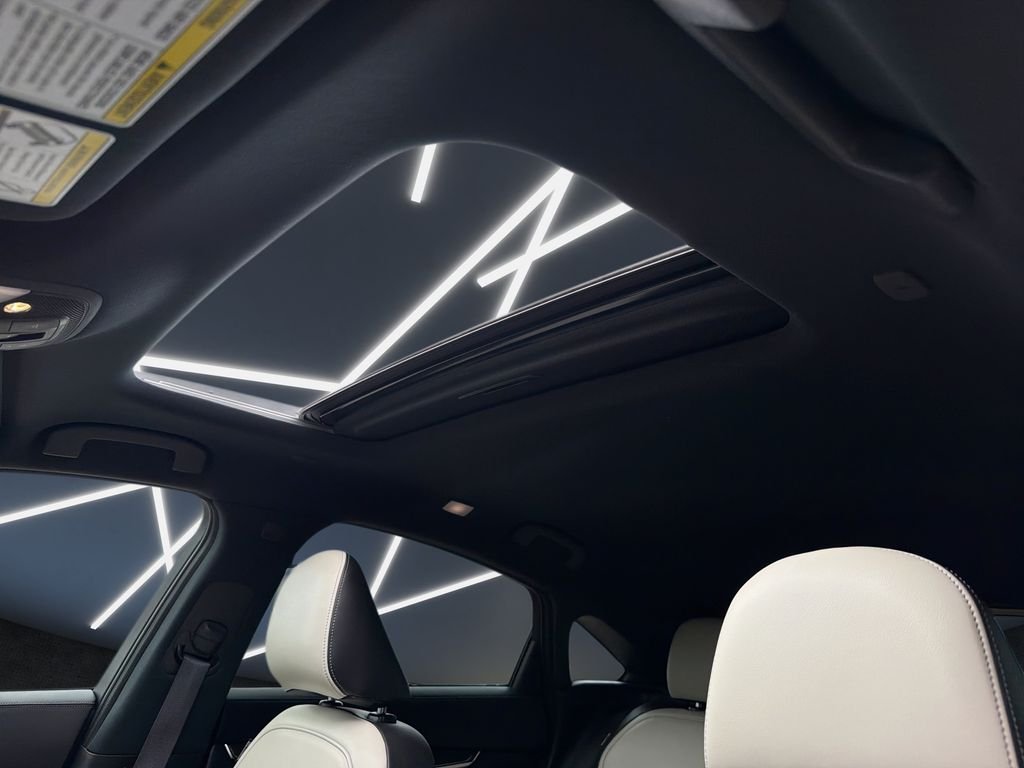 Used 2023 Gray INFINITI SENSORY image 16