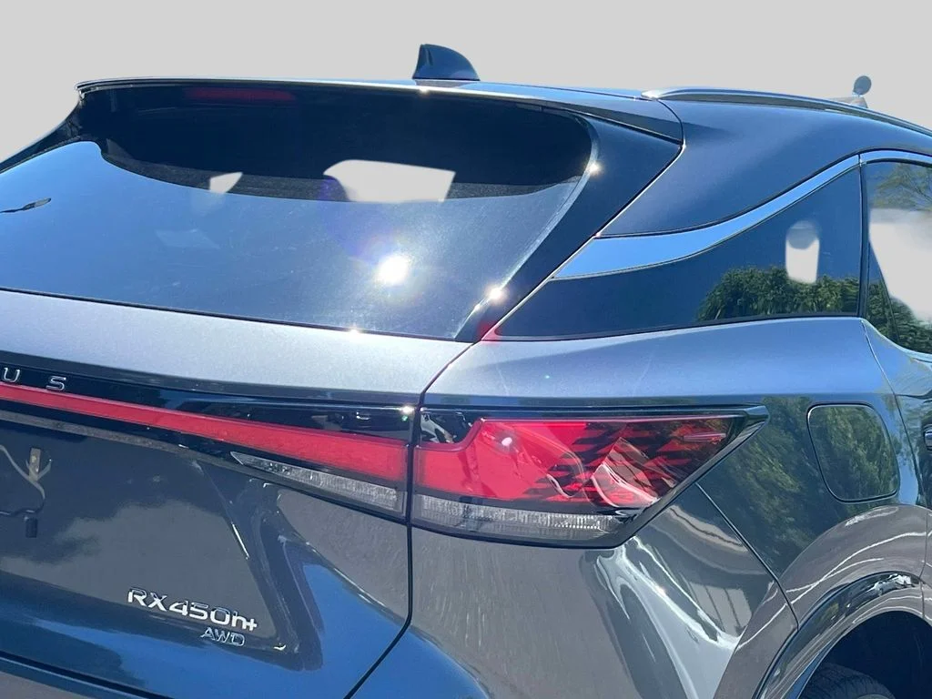 2026 Lexus RX 450h+ Luxury - Photo 9