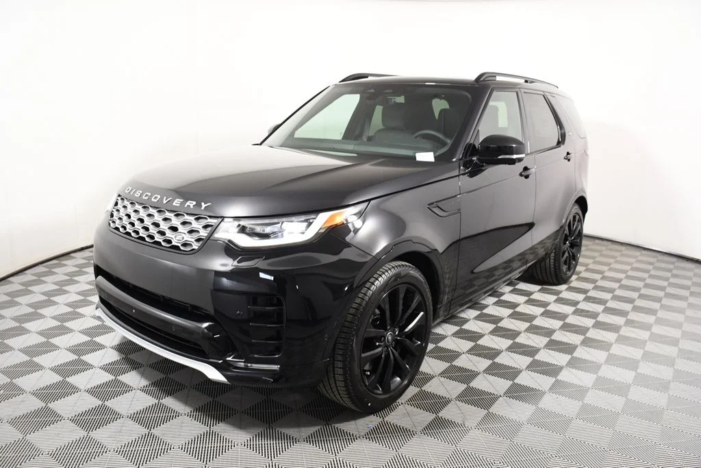 2026 Land Rover Discovery P360 Gemini Edition's photo