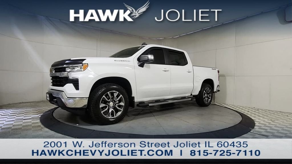 Used 2024 White Chevrolet LT image 3