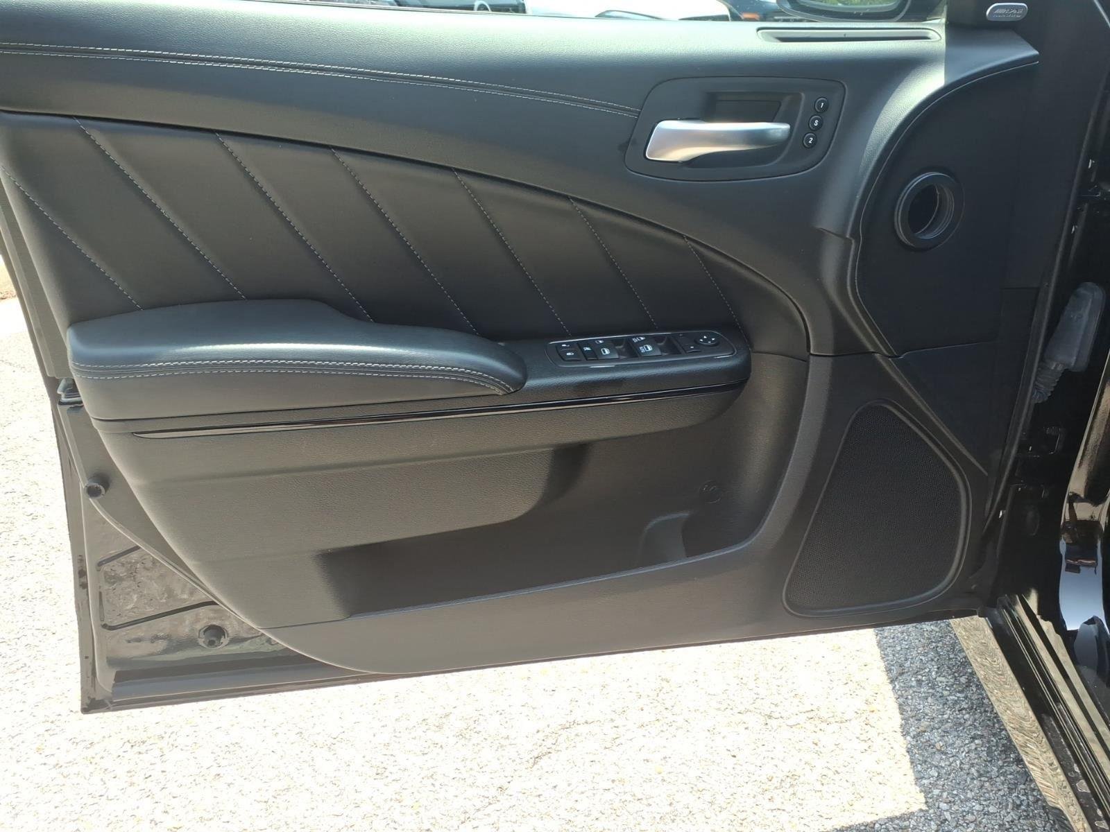 Used 2023 Pitch Black Clearcoat Dodge R/T image 23