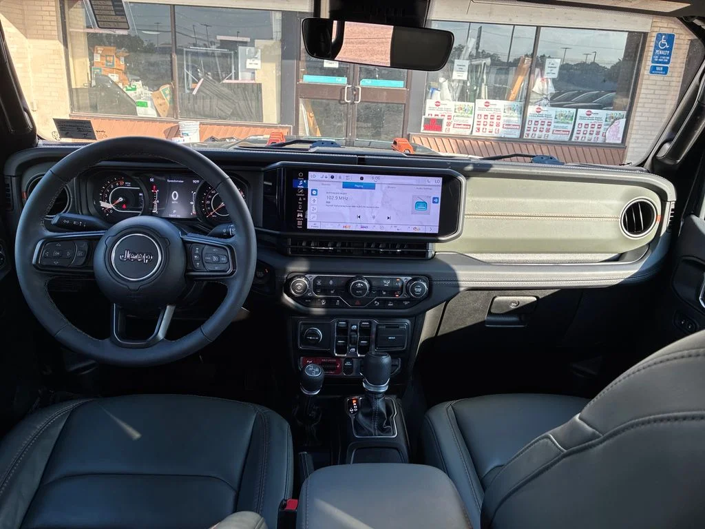 Used 2025 Black Jeep Mojave image 13