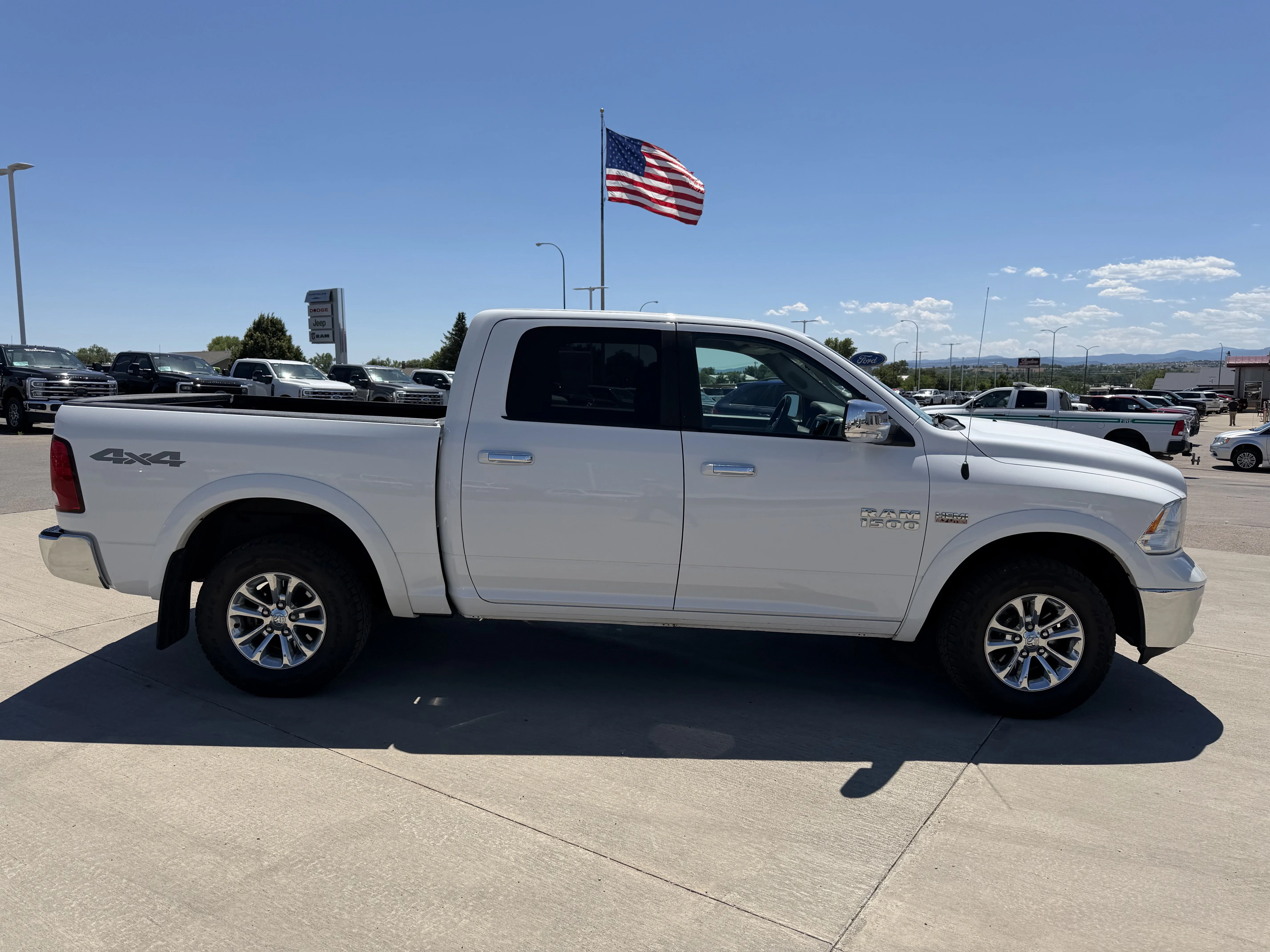 Used 2018 Bright White Clearcoat Ram Harvest image 4