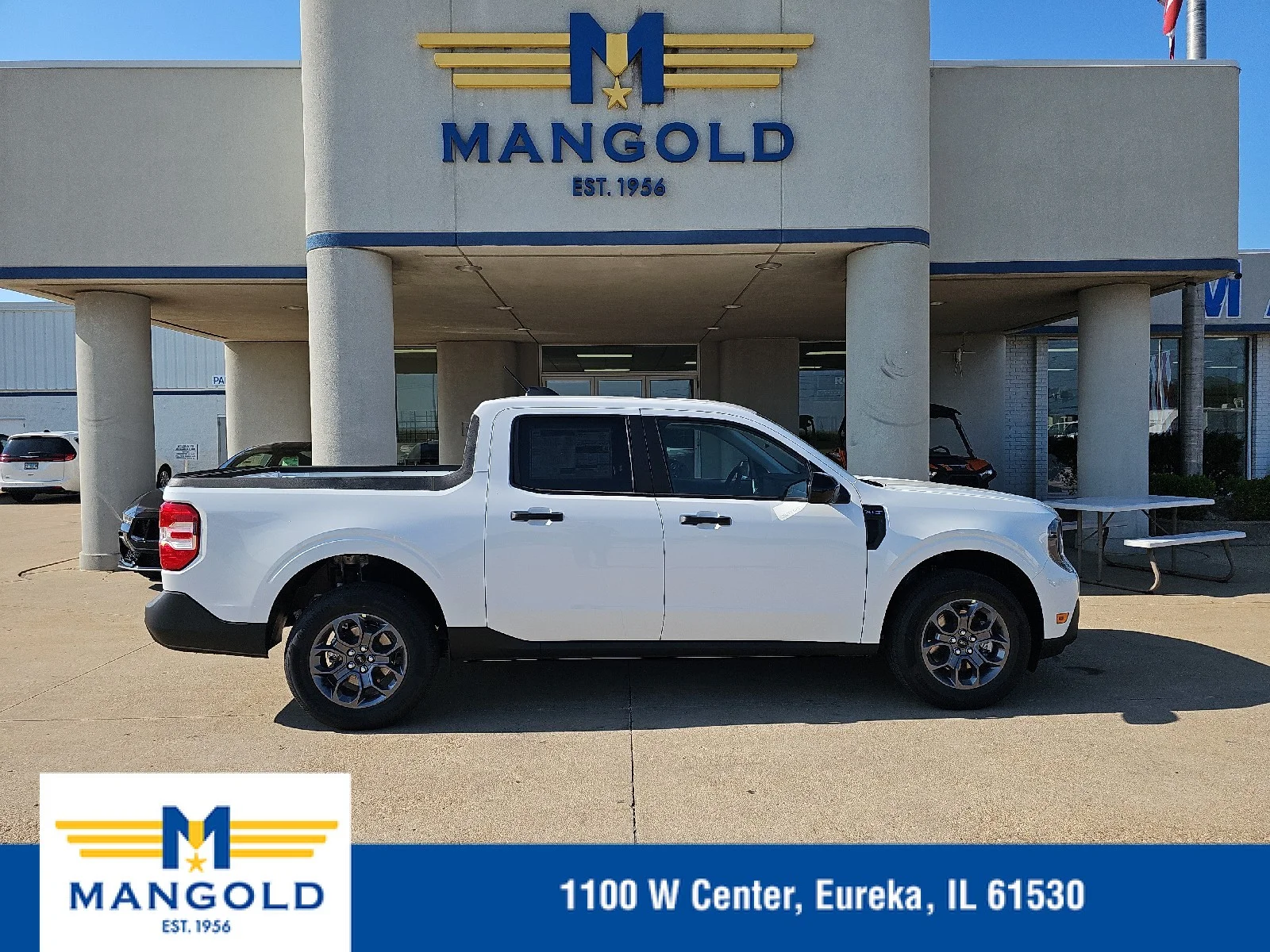 New 2026 Oxford White Ford XLT image 1
