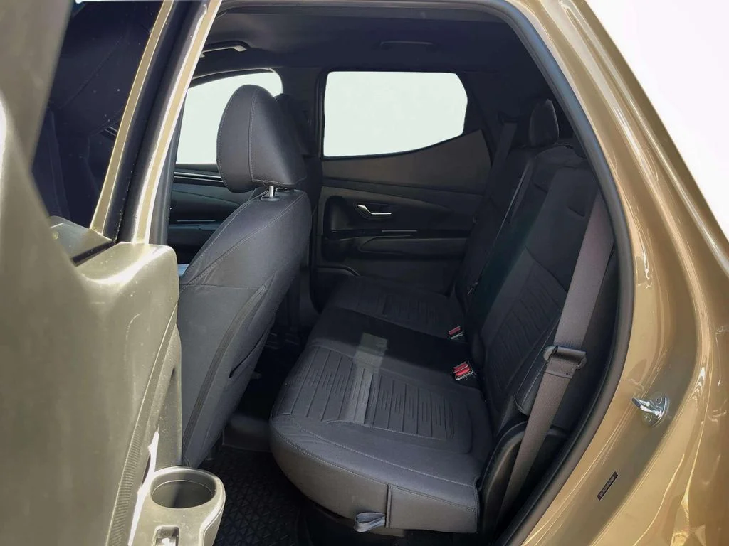 Used 2024 California Sand Hyundai SEL image 26