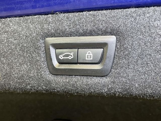 Used 2018 Blue BMW Base image 21