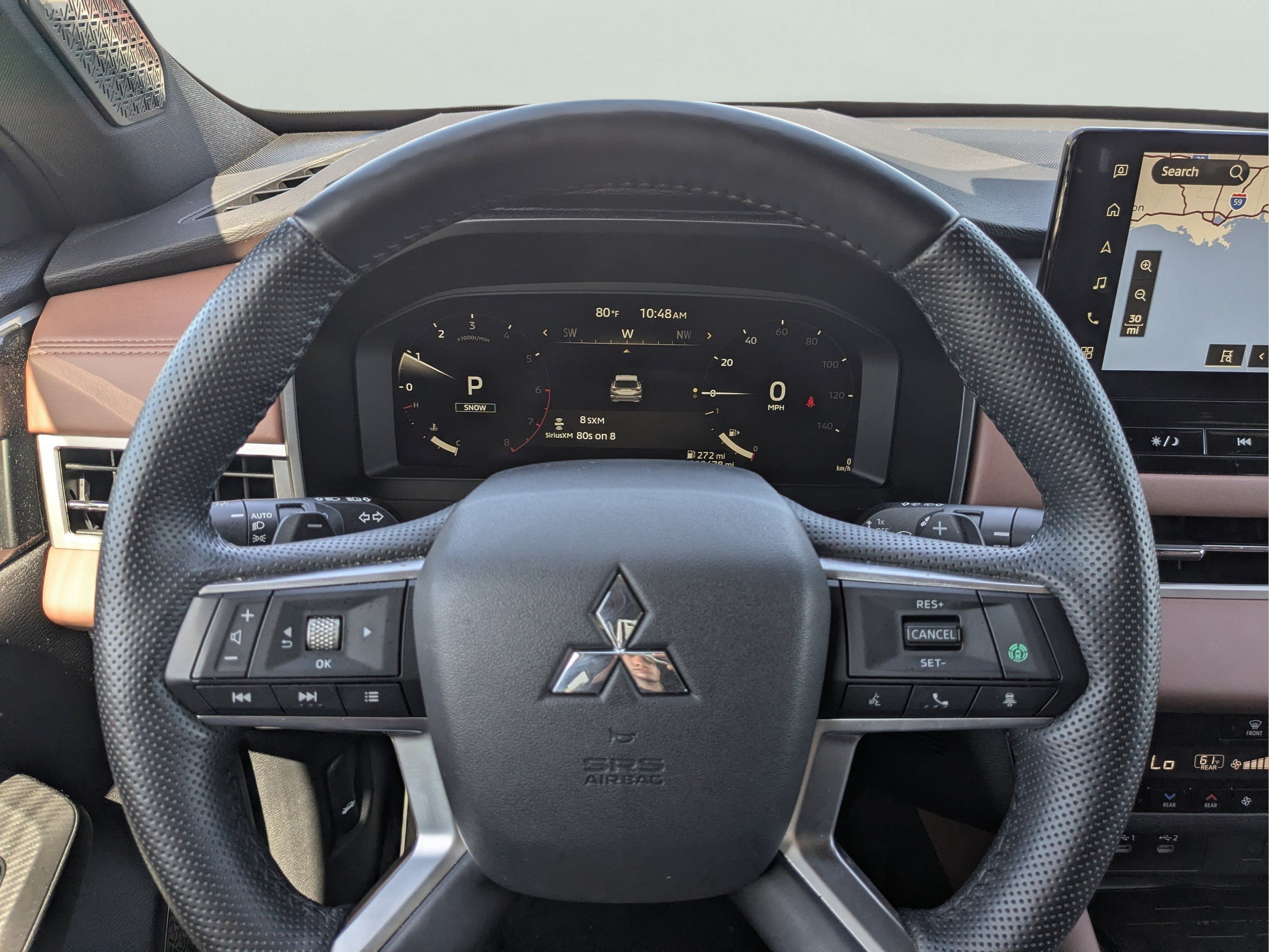 Used 2025 Moonstone Gray Metallic/Black Roof Mitsubishi SEL image 30