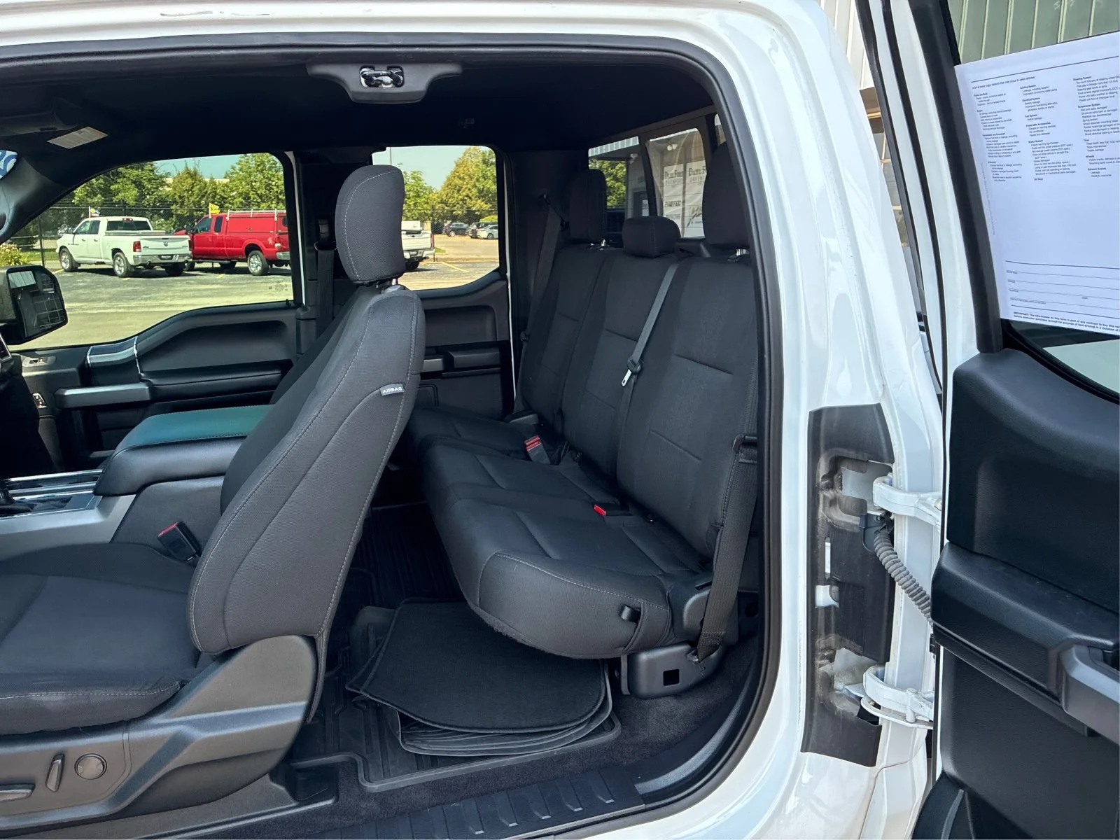 Used 2020 White Ford XLT image 10