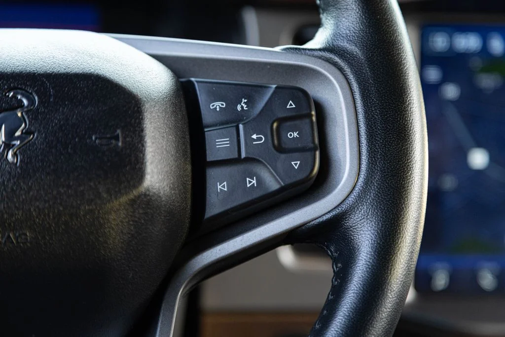 Used 2022 Black Ford Outer Banks image 18