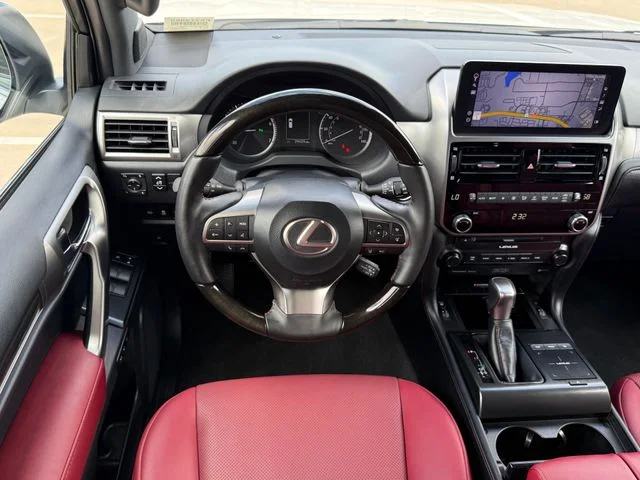 Used 2023 White Lexus 460 image 25