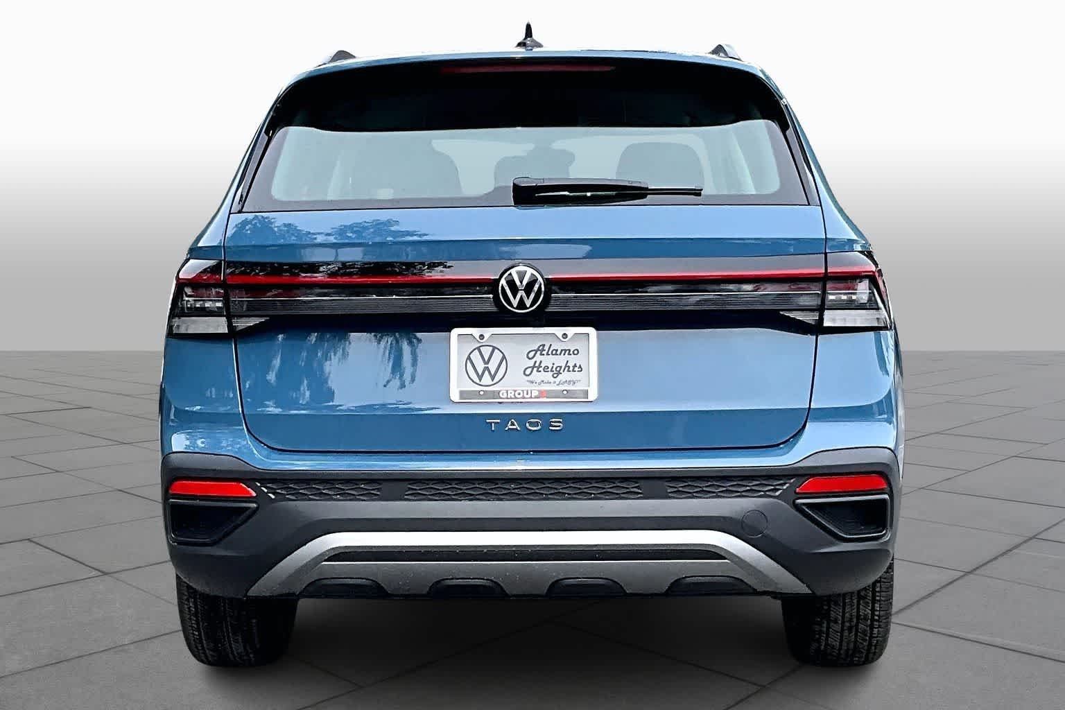 New 2026 Monterey Blue Pearl Volkswagen 1.5T S image 4