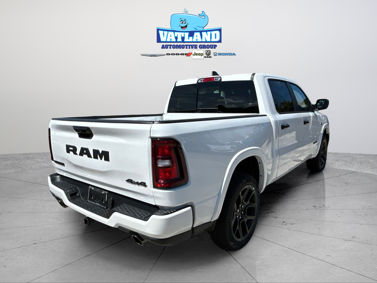 New 2026 Ivory White Tri-Coat Pearl-Coat Exterior Paint RAM Laramie image 5